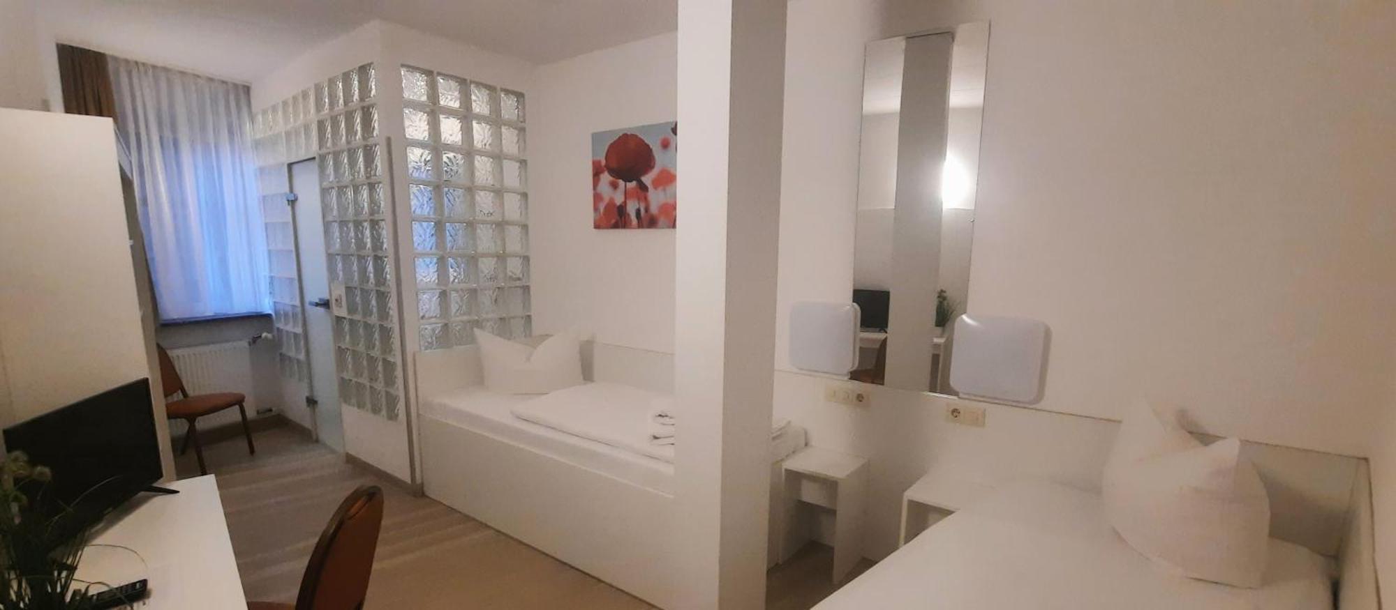 Central-Hotel Tegel Berlin Eksteriør billede